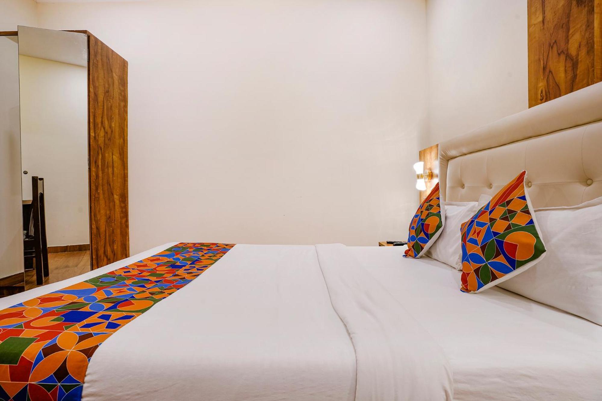 Fabhotel Grand Prime Nr Nesco Hotel Mumbai Dış mekan fotoğraf