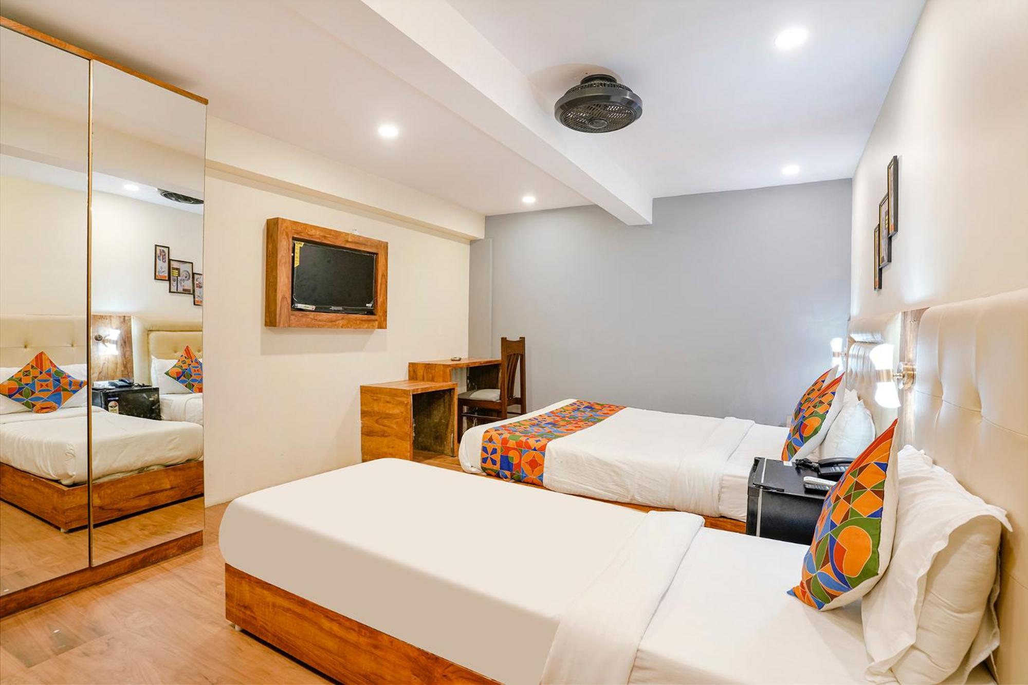 Fabhotel Grand Prime Nr Nesco Hotel Mumbai Dış mekan fotoğraf