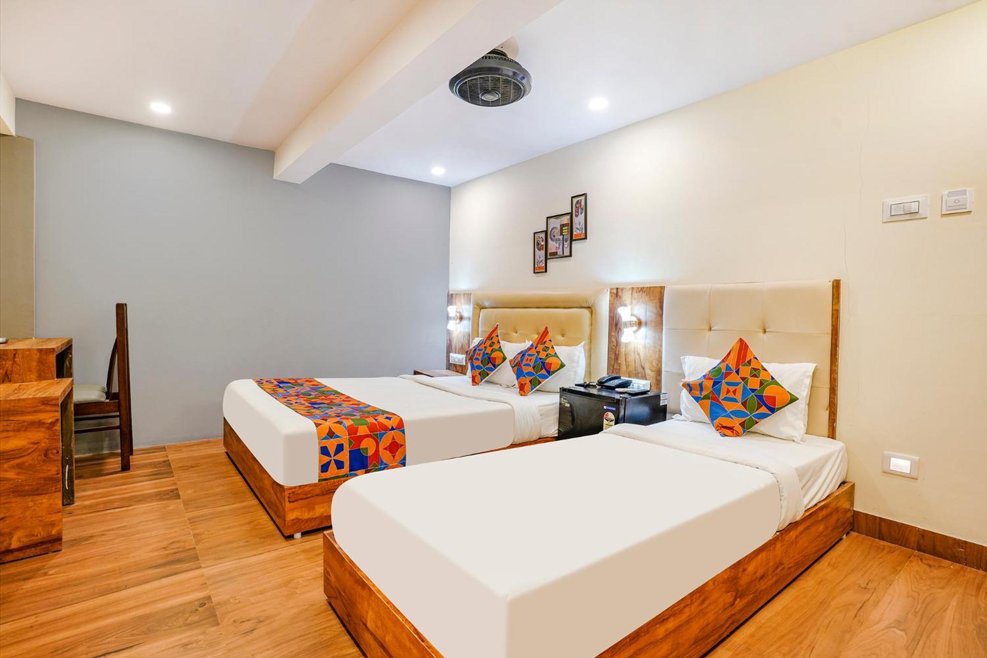 Fabhotel Grand Prime Nr Nesco Hotel Mumbai Dış mekan fotoğraf